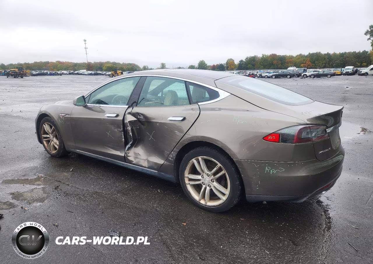2015 Tesla Model S 90D VIN:5YJSA1V27FF097407 - 2