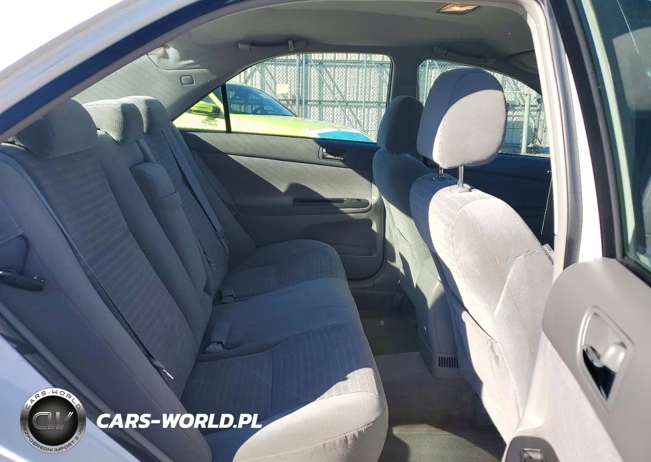 2005 Toyota Camry Le VIN:4T1BE30K65U616441 - 10