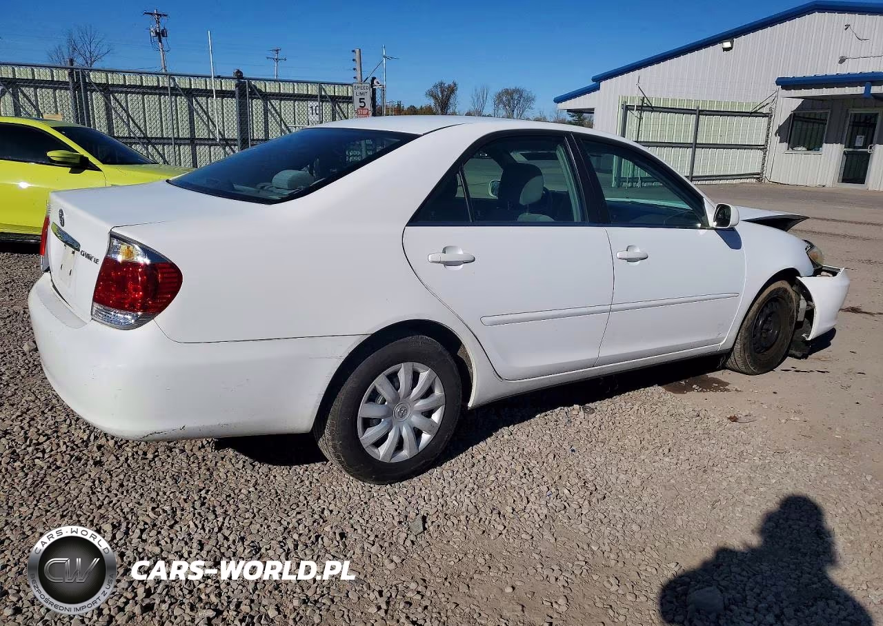 2005 Toyota Camry Le VIN:4T1BE30K65U616441 - 3