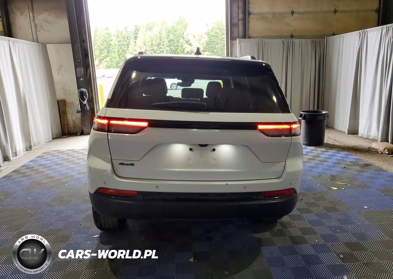 2024 Jeep Grand Cherokee Laredo VIN:1C4RJHAG7R8535016 - 6