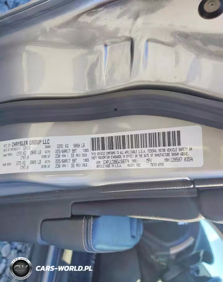 2014 Jeep Cherokee Latitude VIN:1C4PJLCB8EW168774 - 13