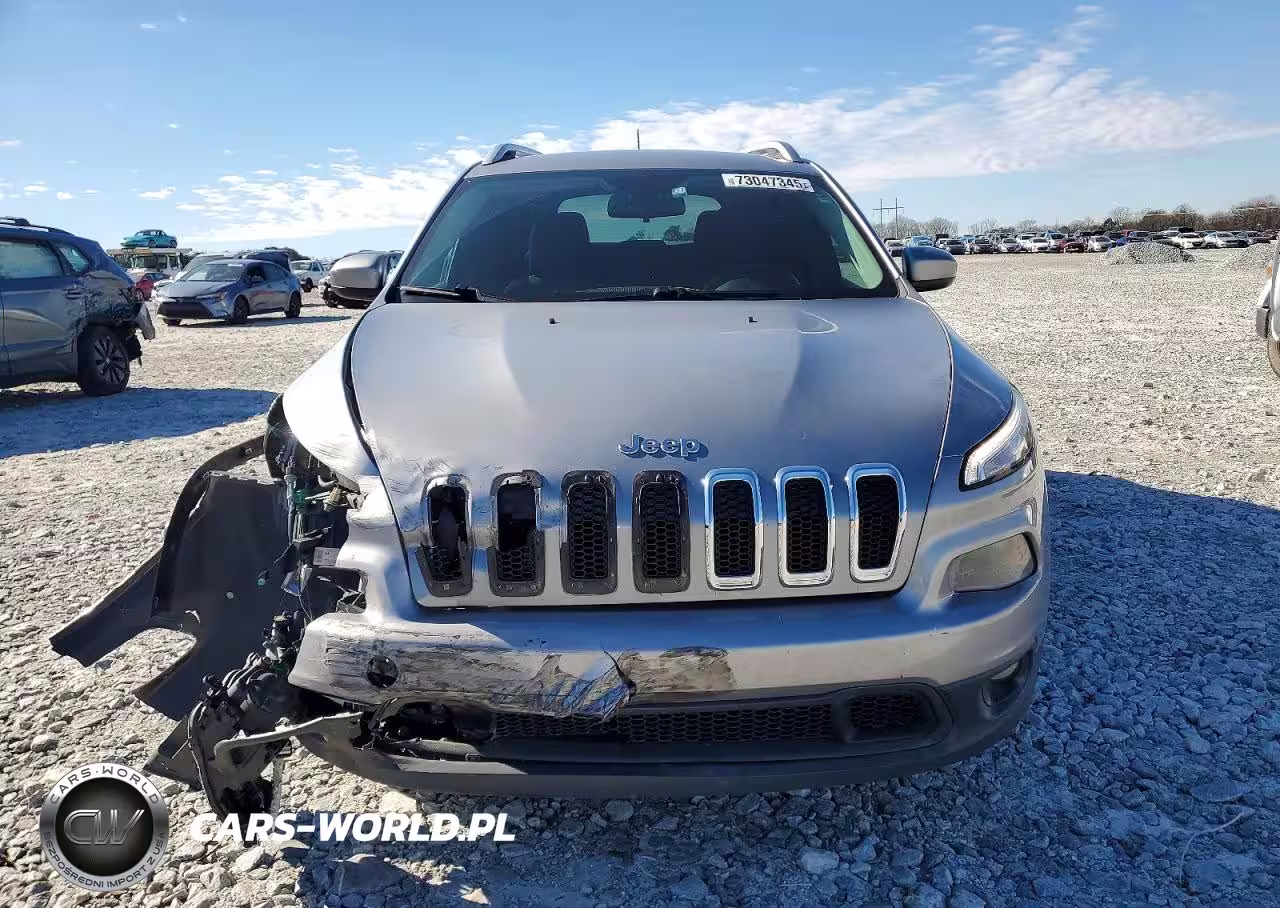 2014 Jeep Cherokee Latitude VIN:1C4PJLCB8EW168774 - 5
