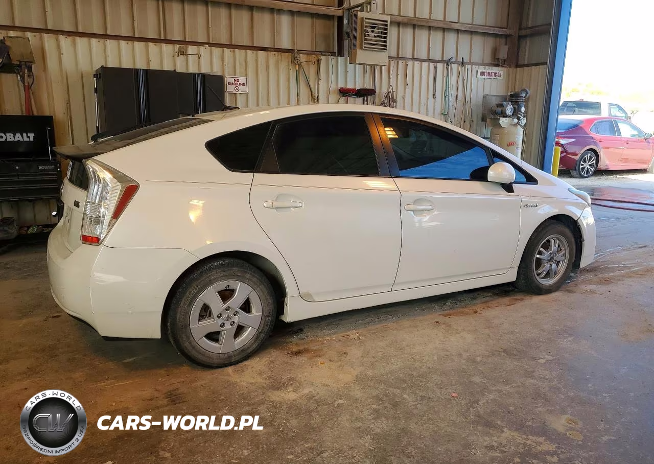 2011 Toyota Prius Three VIN:JTDKN3DU0B0296620 - 3