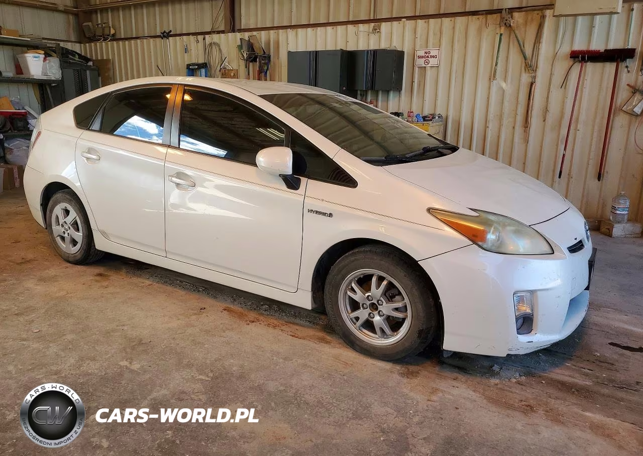 2011 Toyota Prius Three VIN:JTDKN3DU0B0296620 - 4