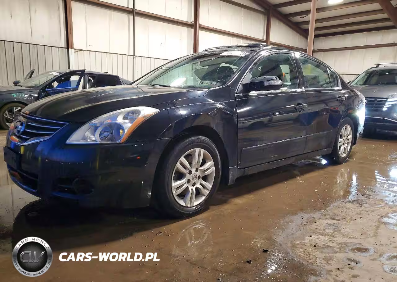 2012 Nissan Altima Base