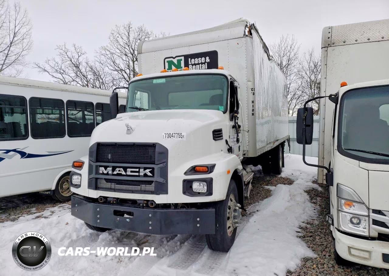 2022 Mack Md Box Truck