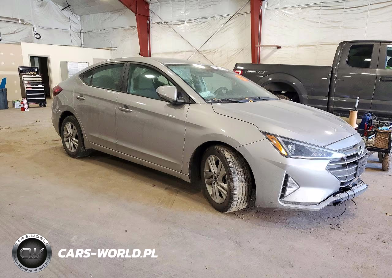 2020 Hyundai Elantra Sel VIN:5NPD84LF5LH571539 - 4