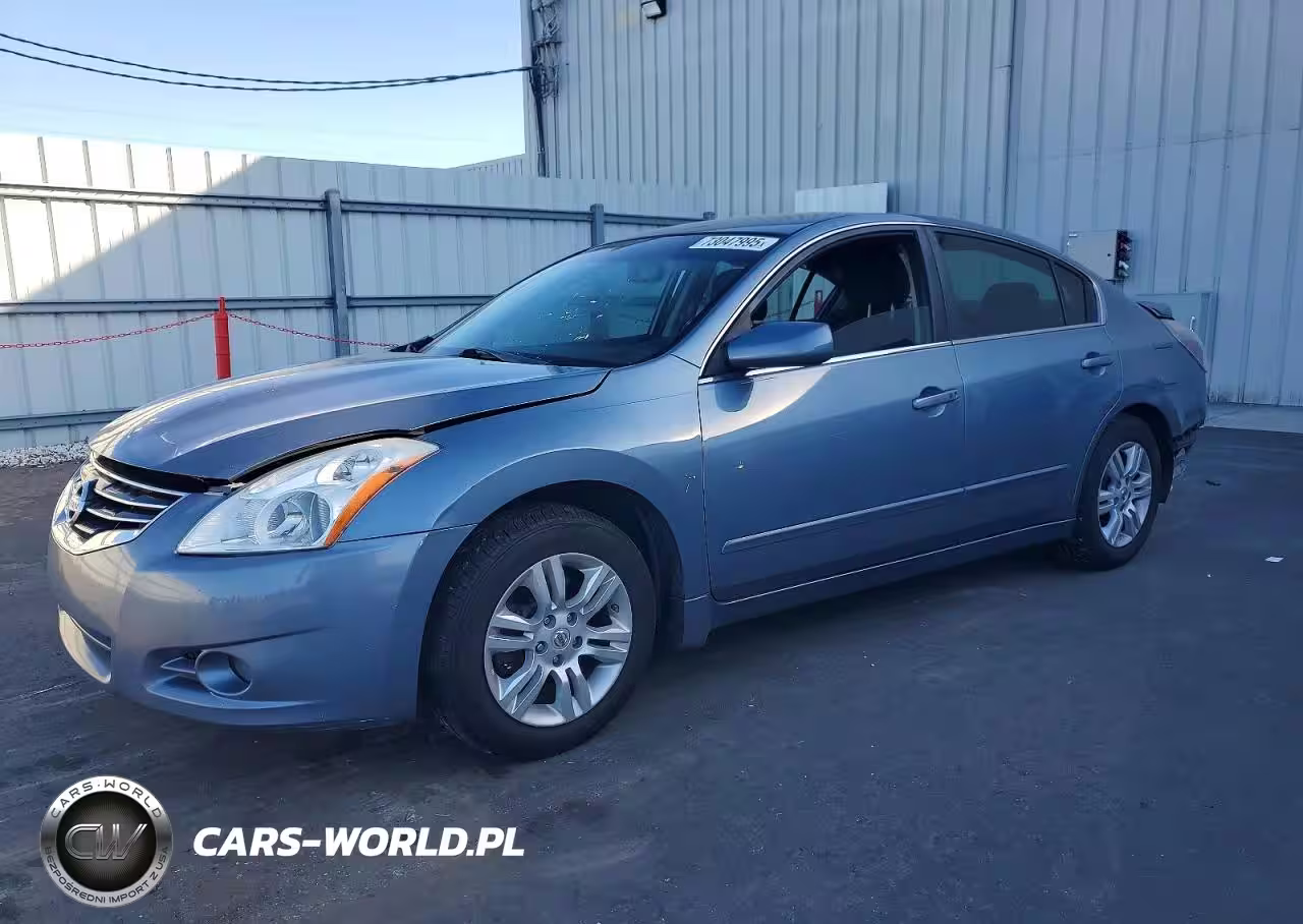 2012 Nissan Altima Base