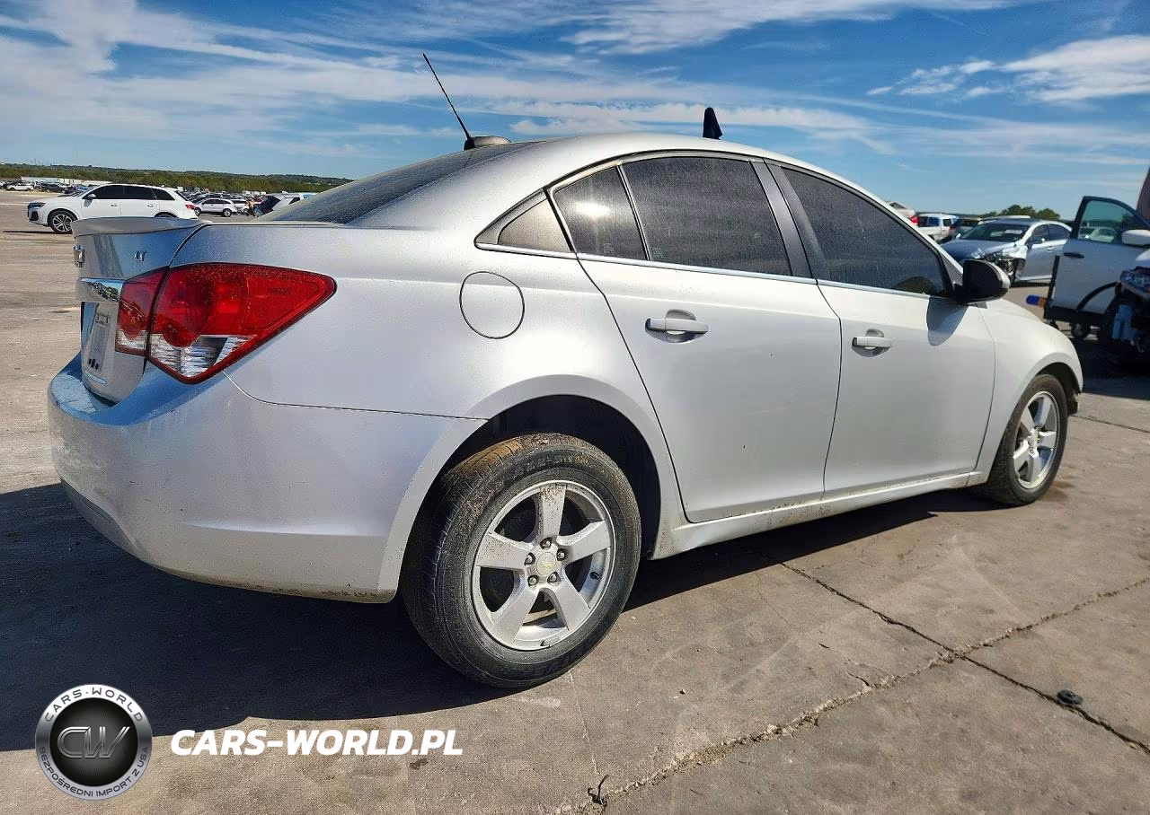 2015 Chevrolet Cruze Lt VIN:1G1PC5SB2F7286153 - 3