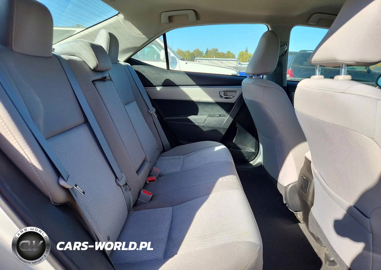 2016 Toyota Corolla Le VIN:5YFBURHE1GP416284 - 10