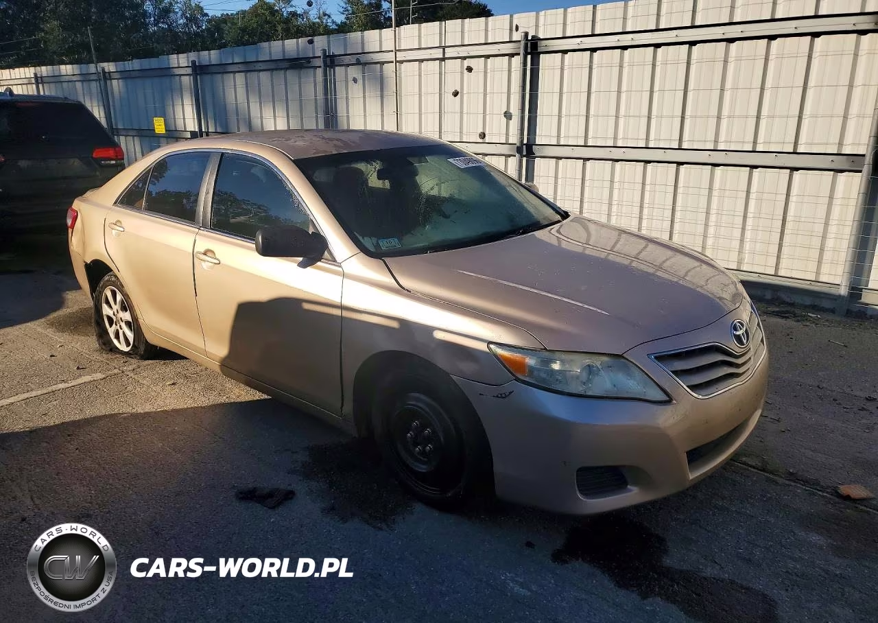 2011 Toyota Camry Le VIN:4T1BF3EK4BU735915 - 4