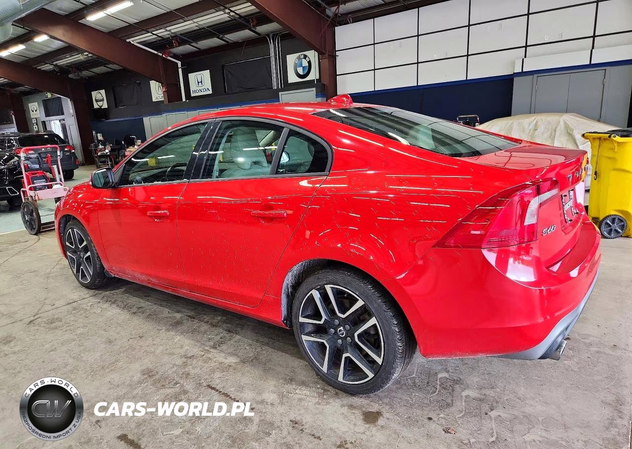 2018 Volvo S60 Dynamic VIN:YV140MTL0J2466008 - 2