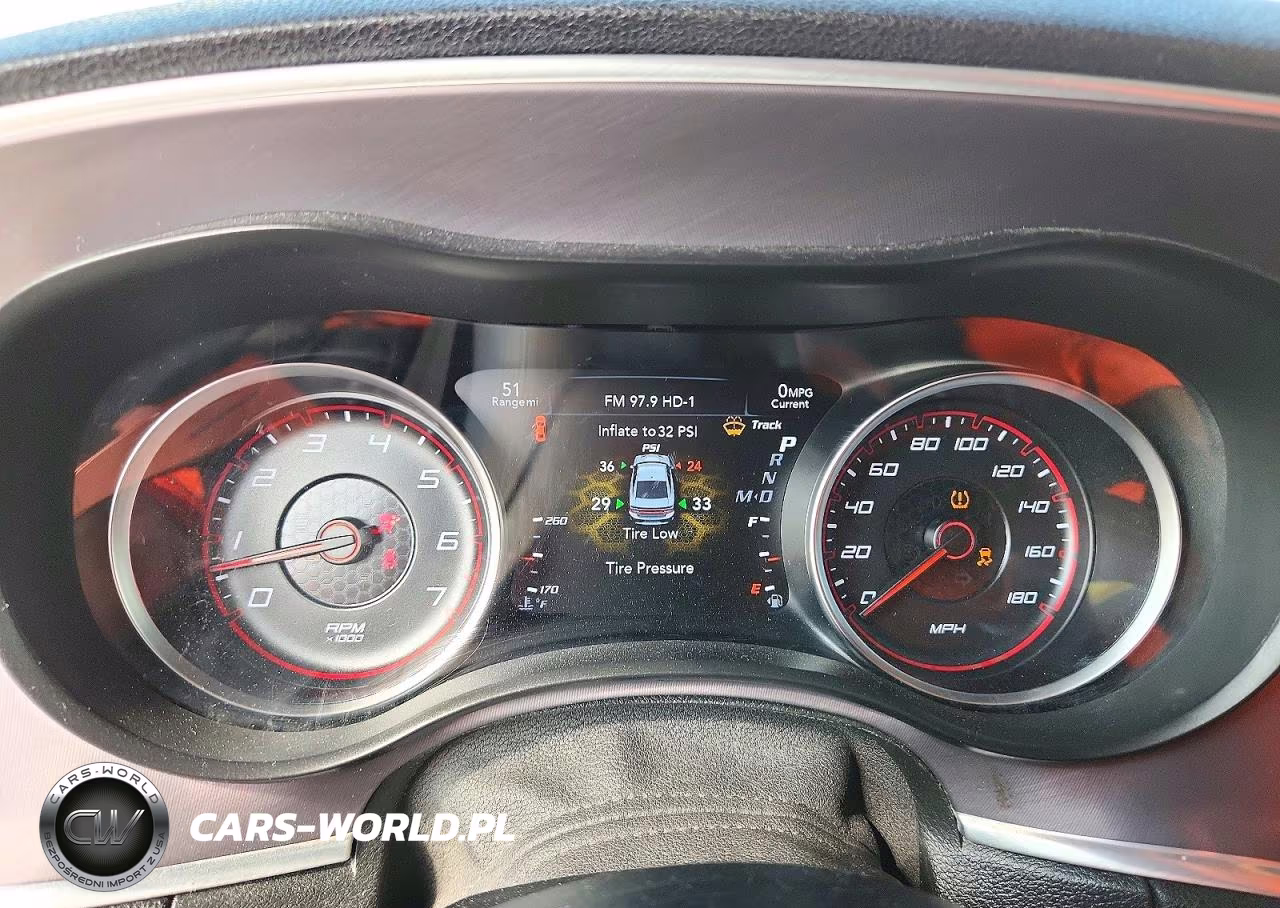 2020 Dodge Charger Scat Pack VIN:2C3CDXGJ0LH252098 - 9