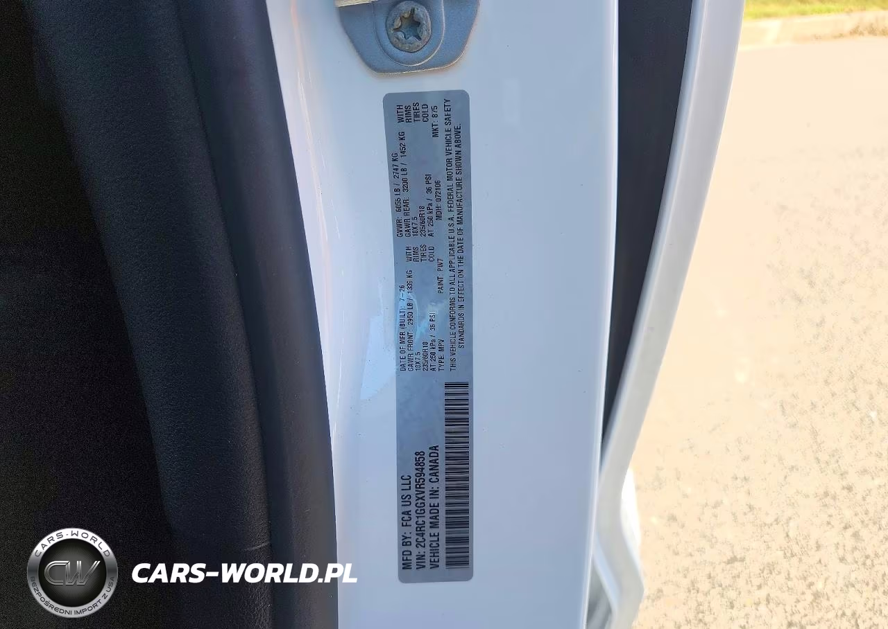 2027 Chrysler Pacifica Limited VIN:2C4RC1GGXVR594858 - 13