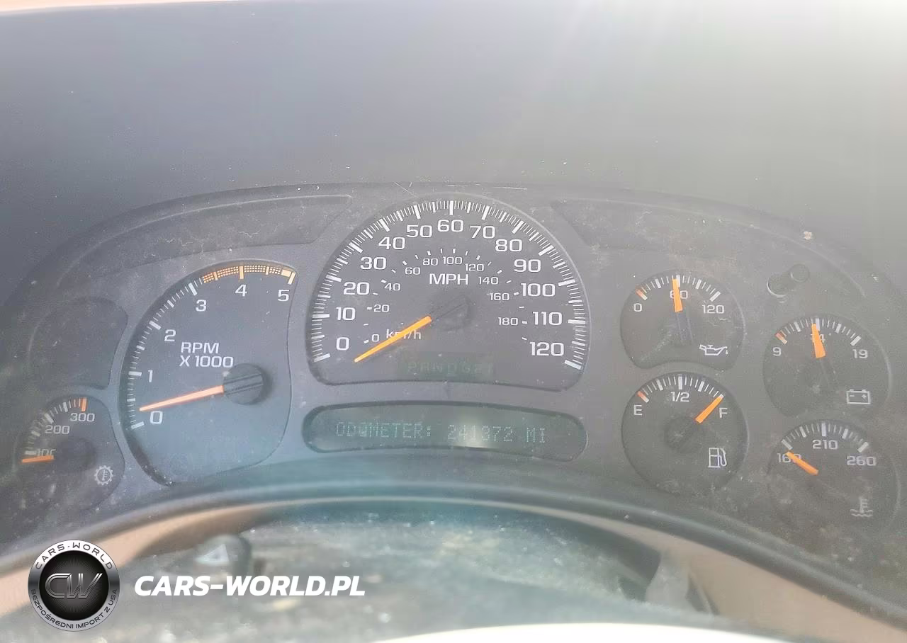 2003 Chevrolet Silverado K2500 Heavy Duty VIN:1GCHK23163F151858 - 9