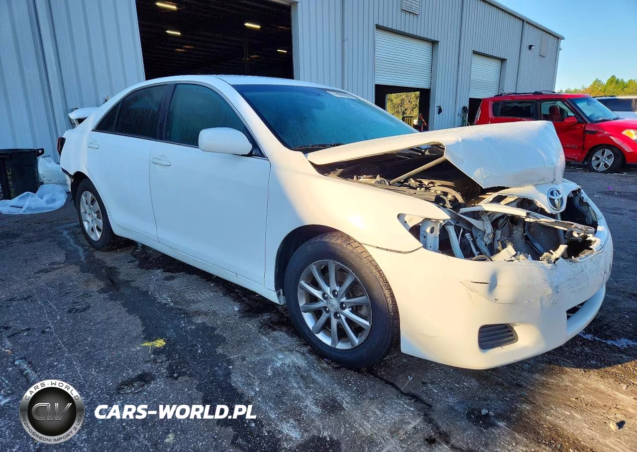 2011 Toyota Camry Le VIN:4T1BF3EK0BU720716 - 4