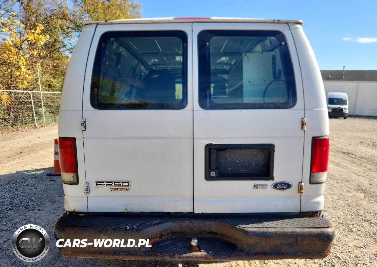 2010 Ford Econoline E250 Van VIN:1FTNE2EW2ADA24892 - 6