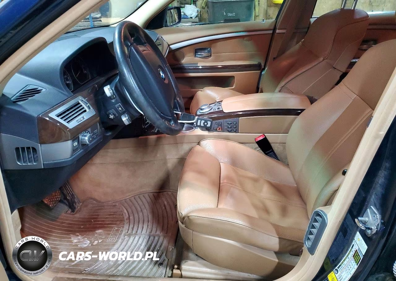 2007 BMW 750 VIN:WBAHN835X7DT76344 - 7