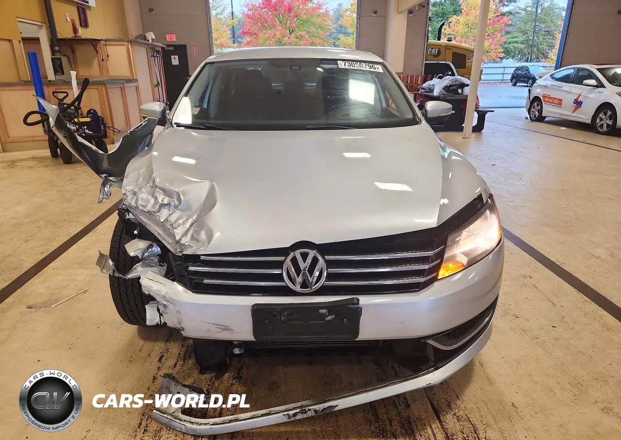 2015 Volkswagen Passat S VIN:1VWAT7A30FC028883 - 5