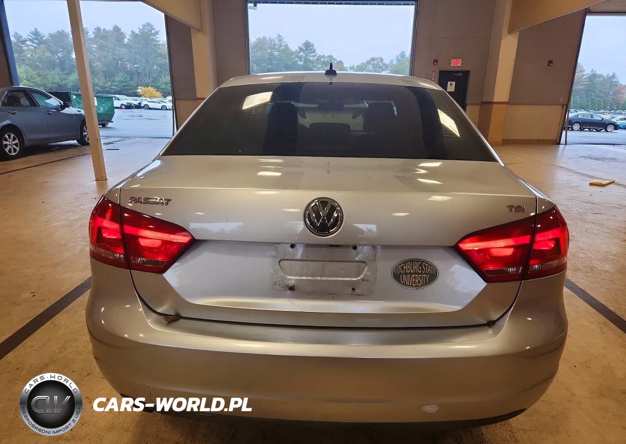2015 Volkswagen Passat S VIN:1VWAT7A30FC028883 - 6