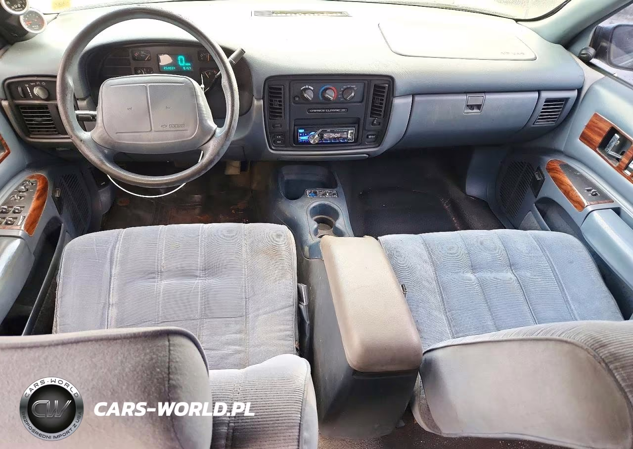1995 Chevrolet Caprice - Impala Classic Ss VIN:1G1BL52P3SR145306 - 8