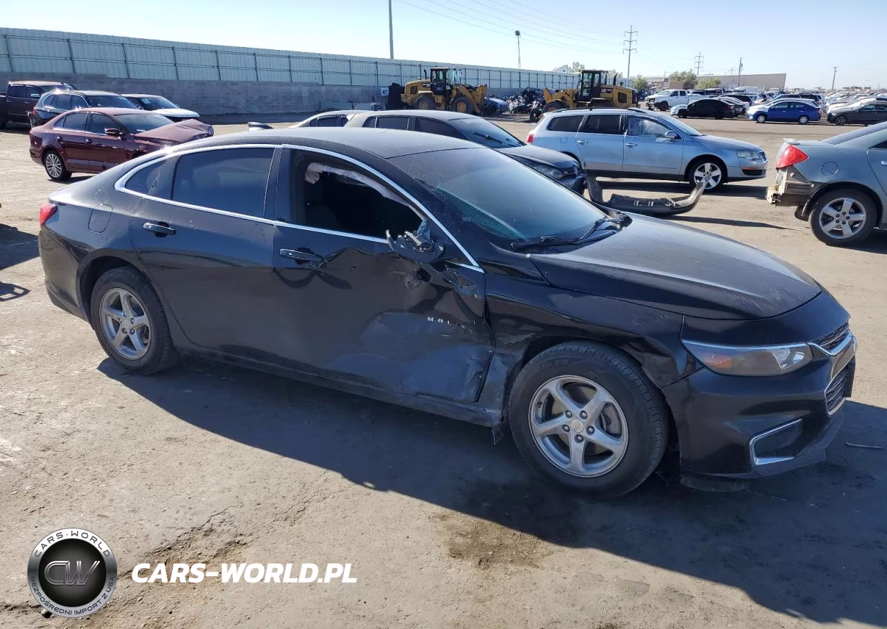 2018 Chevrolet Malibu Ls VIN:1G1ZB5ST5JF229223 - 4