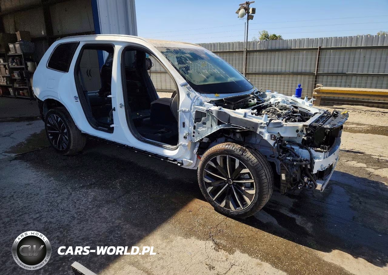 2026 Volvo Xc90 Plus VIN:YV4H60PEXT1489358 - 4