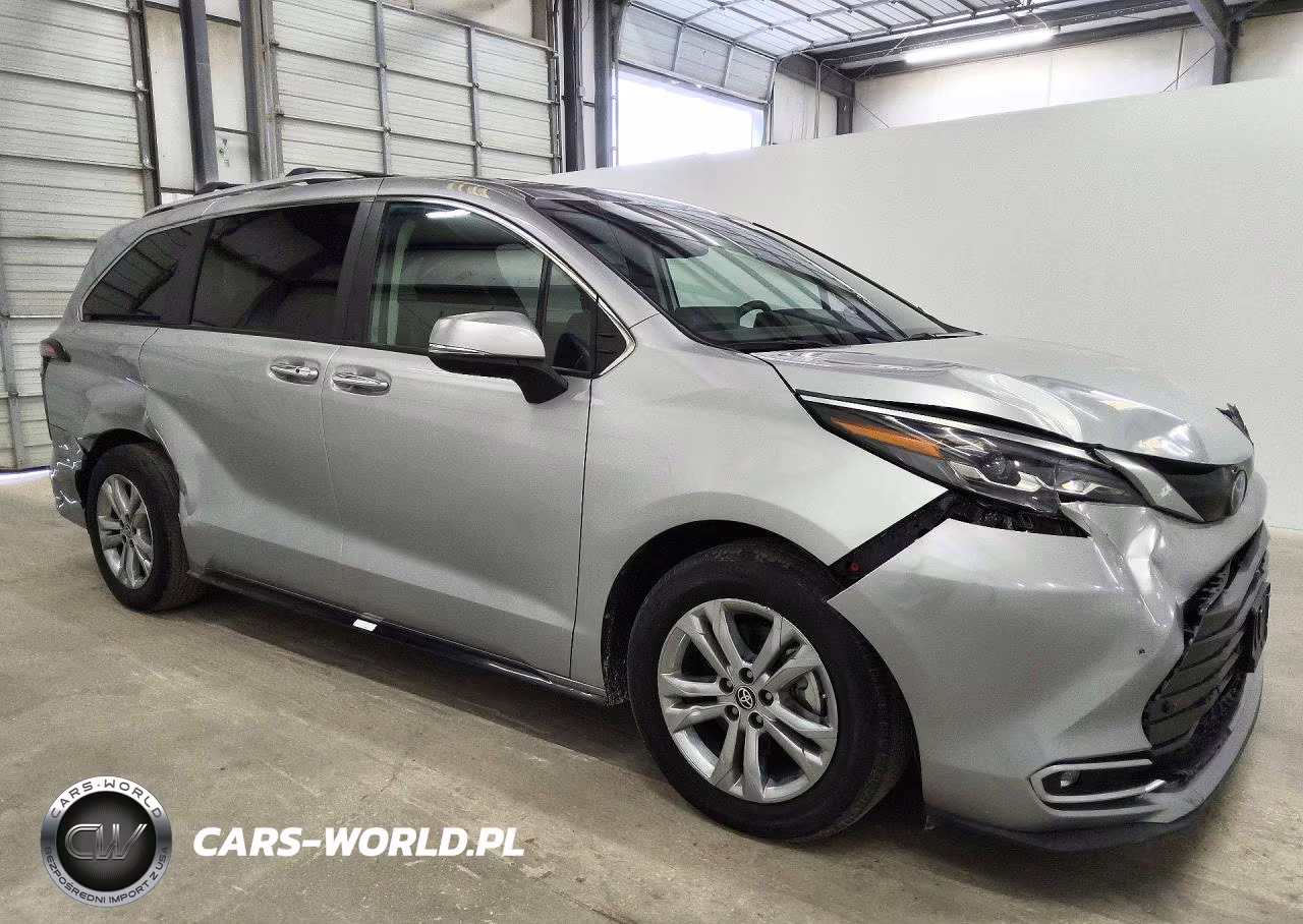 2024 Toyota Sienna Platinum 7-Passenger VIN:5TDESKFC3RS117952 - 4