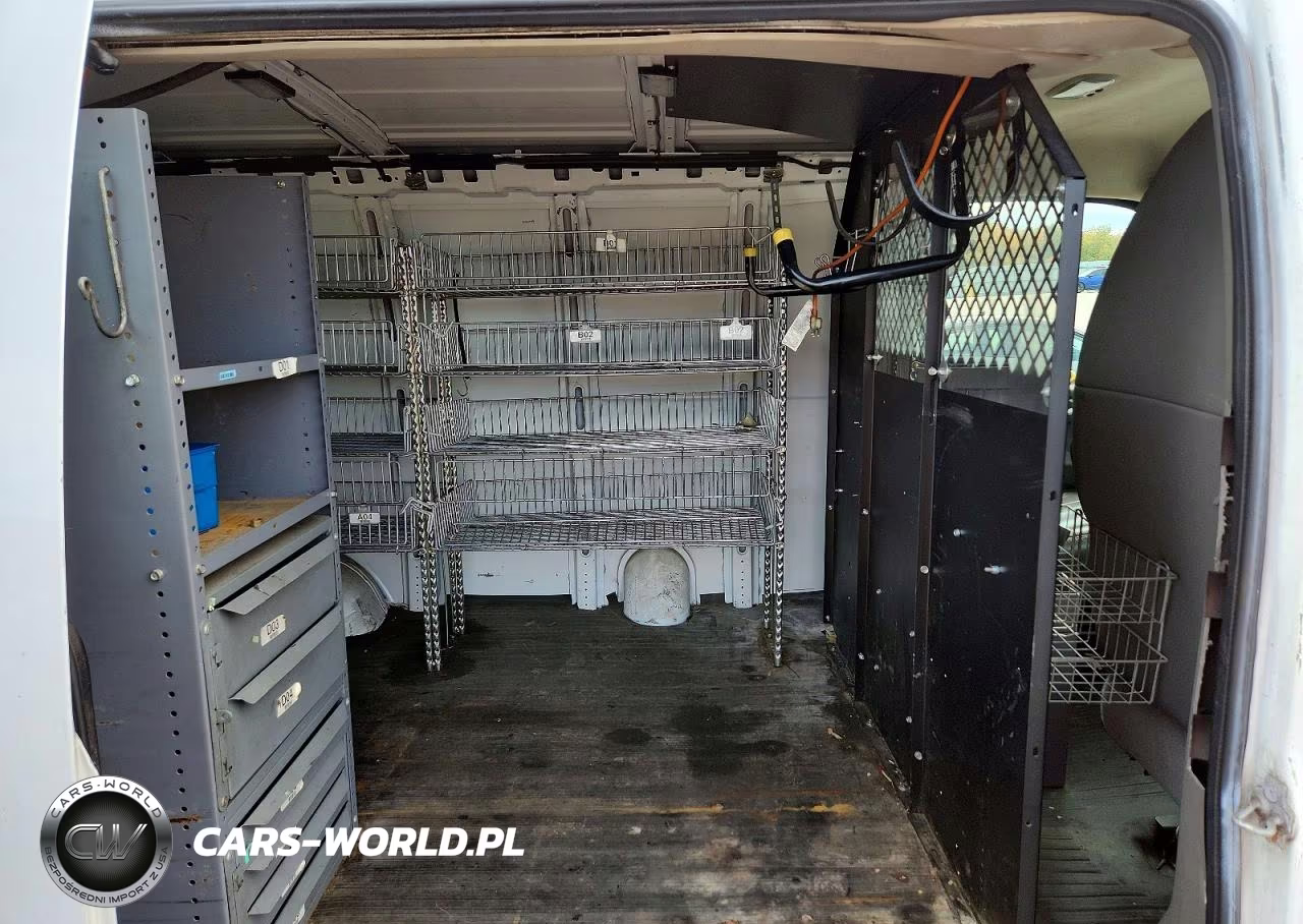 2013 Chevrolet Express G2500 VIN:1GCWGFCA6D1162163 - 10