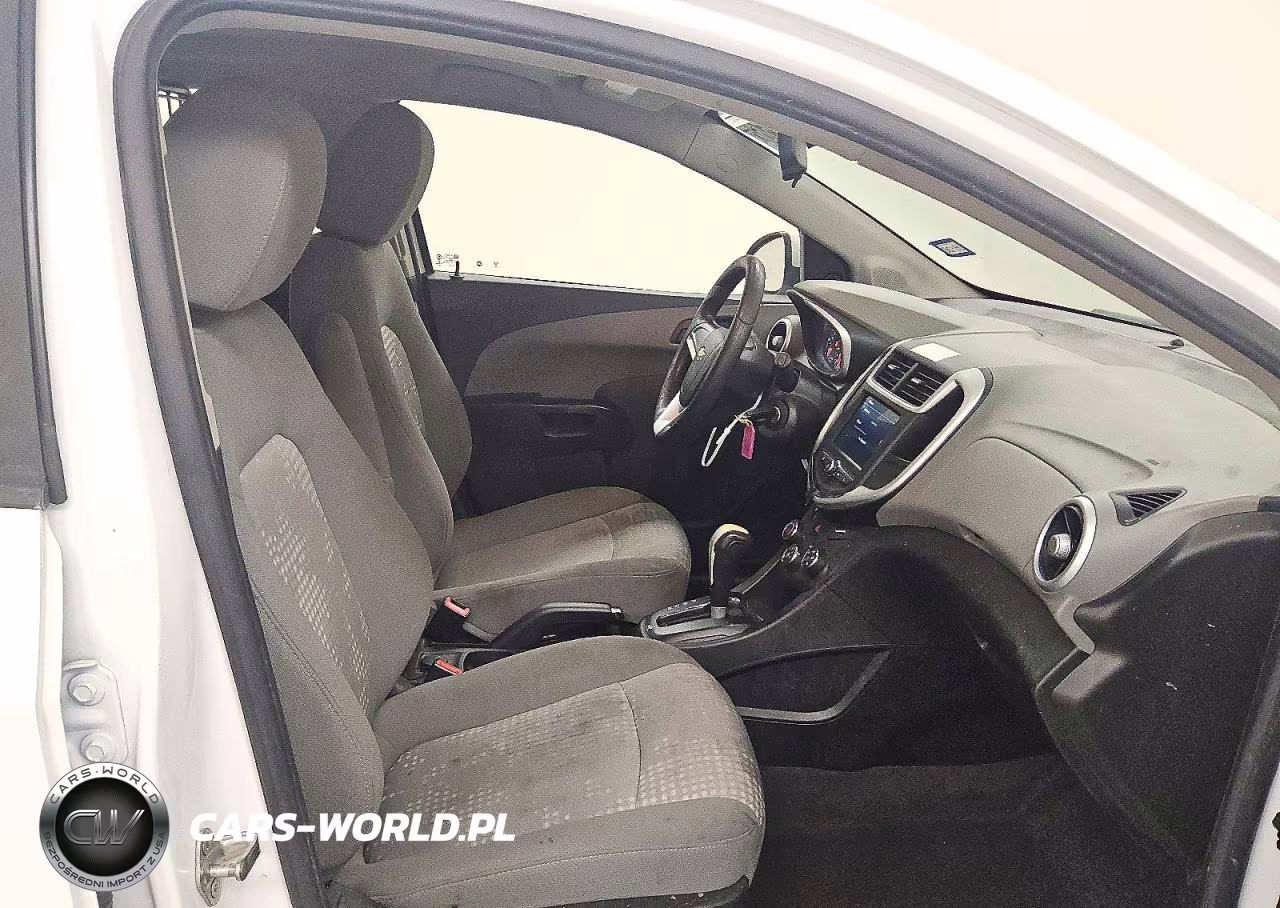 2020 Chevrolet Sonic VIN:1G1JG6SB6L4114866 - 14