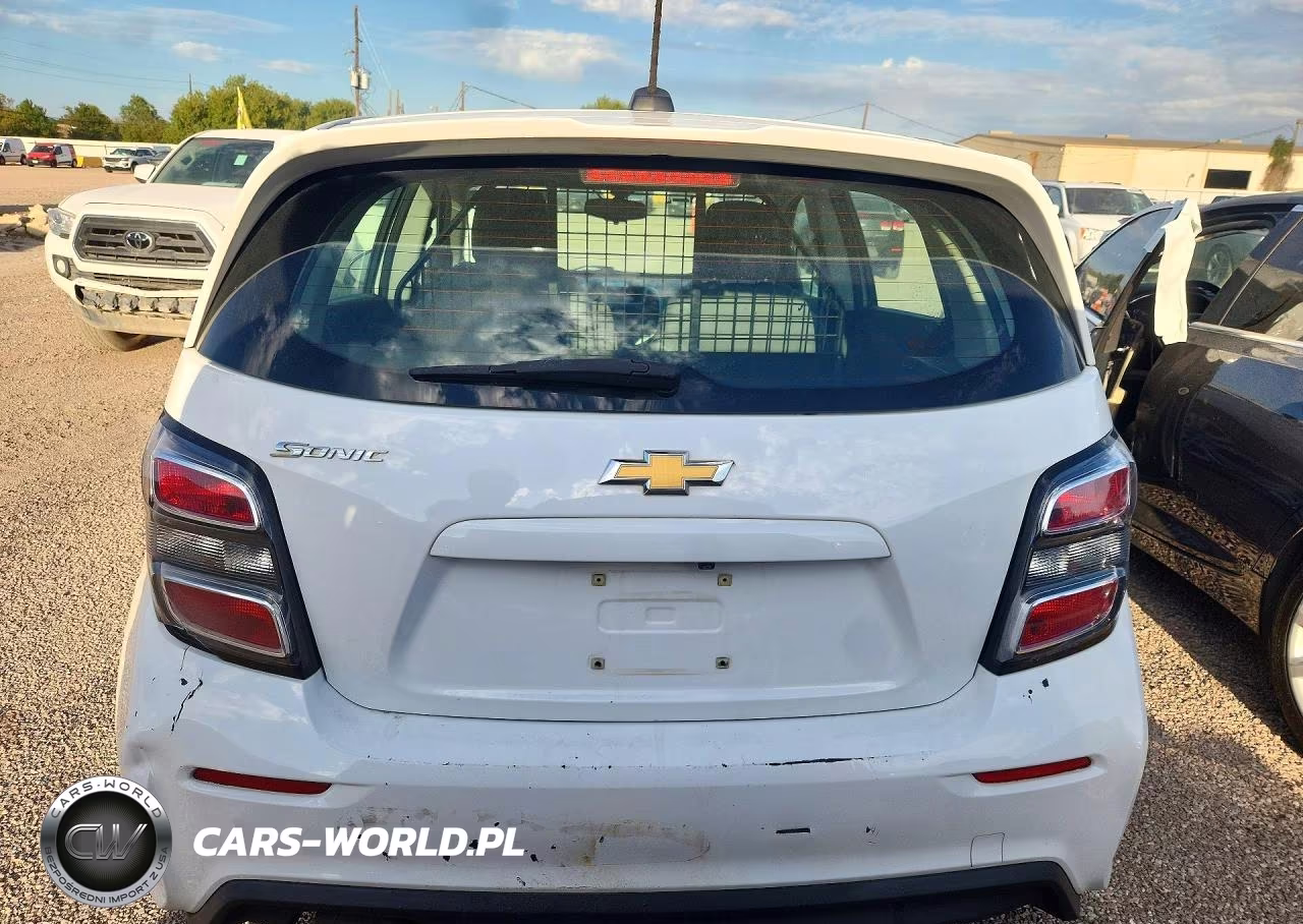 2020 Chevrolet Sonic VIN:1G1JG6SB6L4114866 - 6