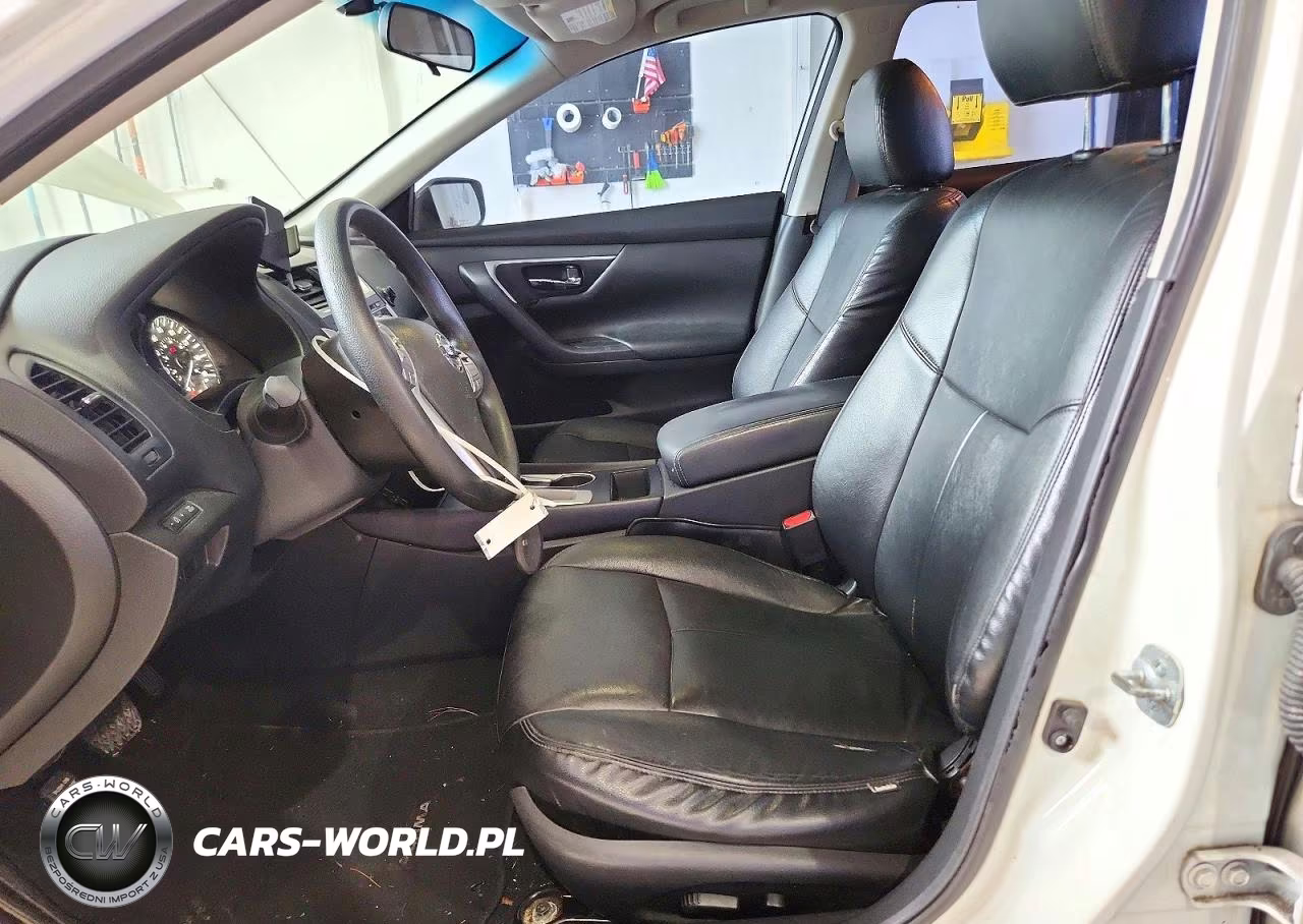 2016 Nissan Altima 2.5 S VIN:1N4AL3AP0GC143814 - 7