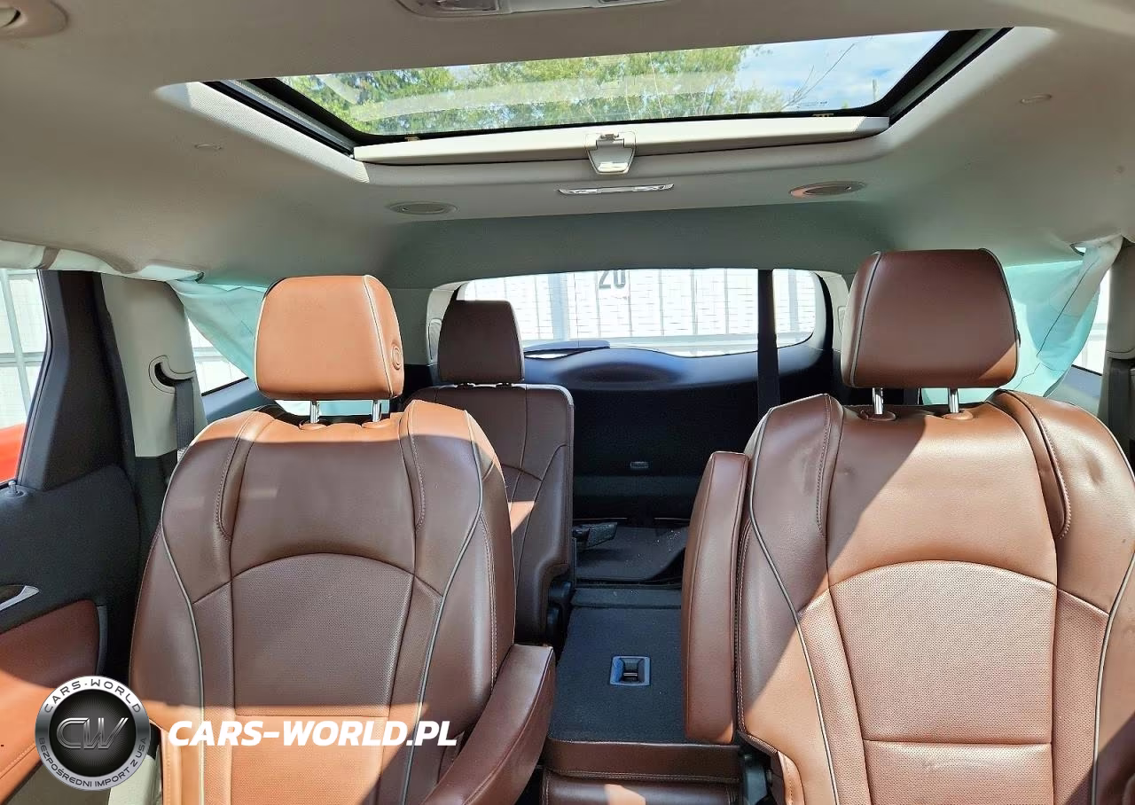 2018 Buick Enclave Avenir VIN:5GAEVCKW6JJ164022 - 10