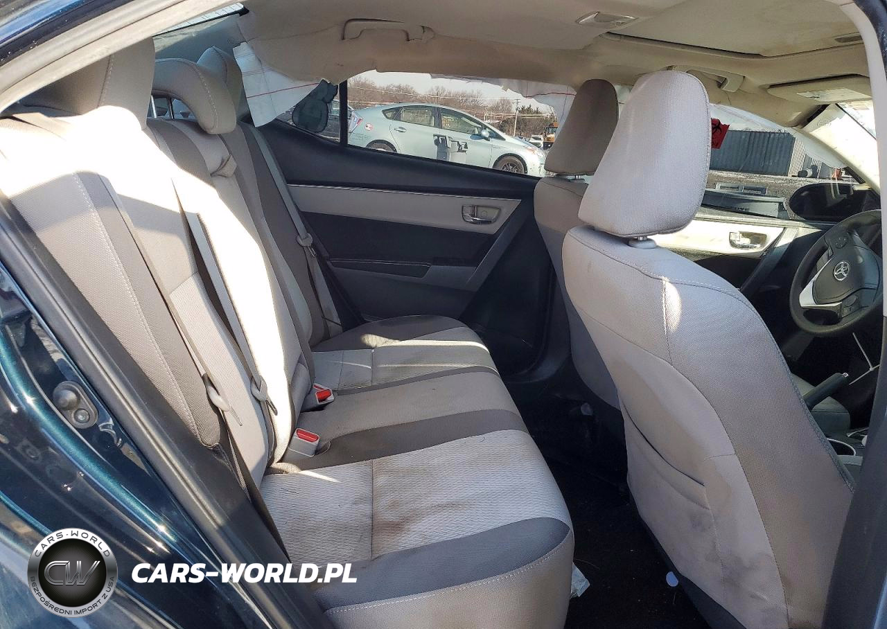 2018 Toyota Corolla Le VIN:2T1BURHE5JC121244 - 10