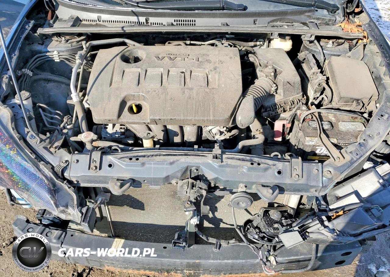 2018 Toyota Corolla Le VIN:2T1BURHE5JC121244 - 11