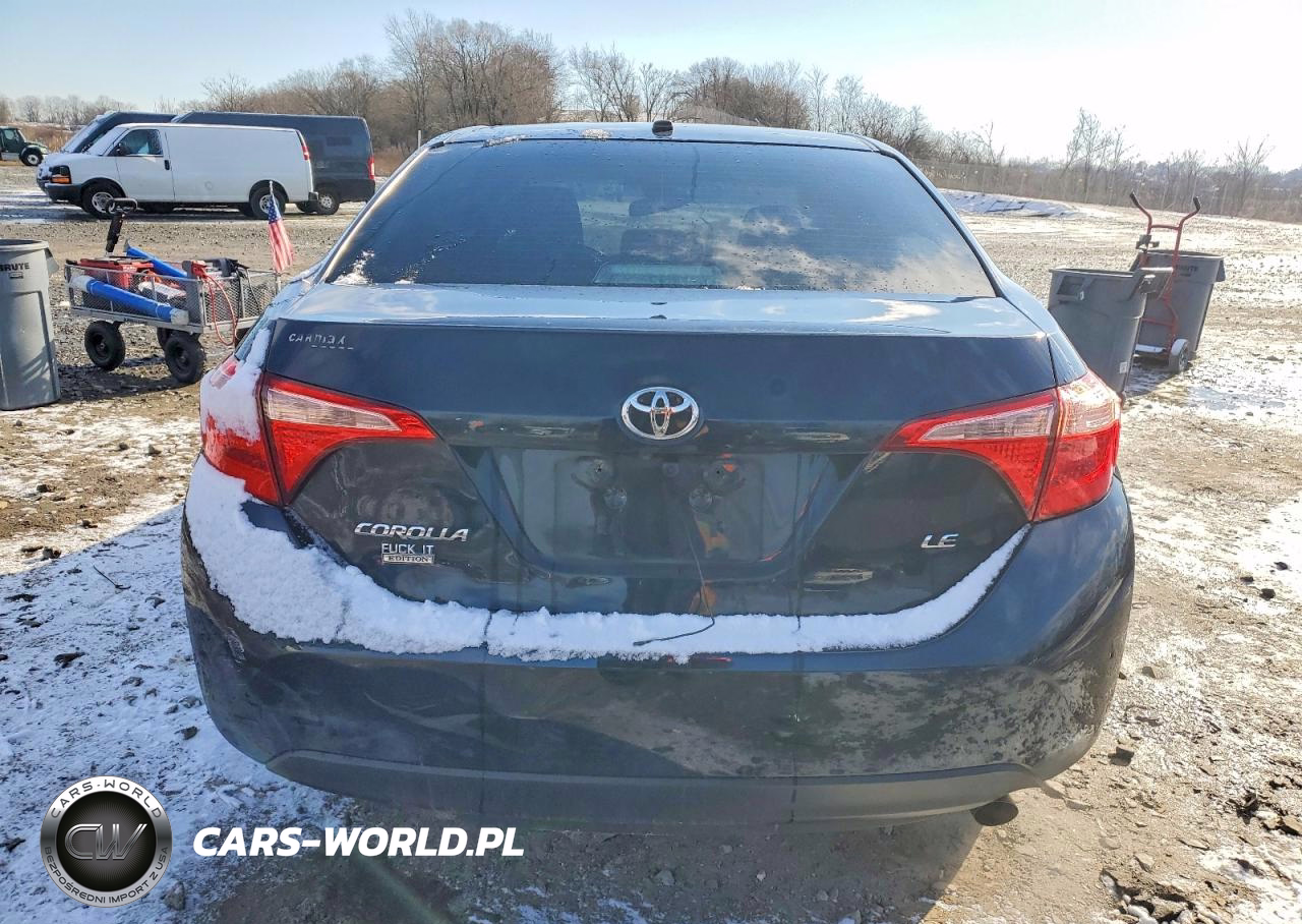 2018 Toyota Corolla Le VIN:2T1BURHE5JC121244 - 6