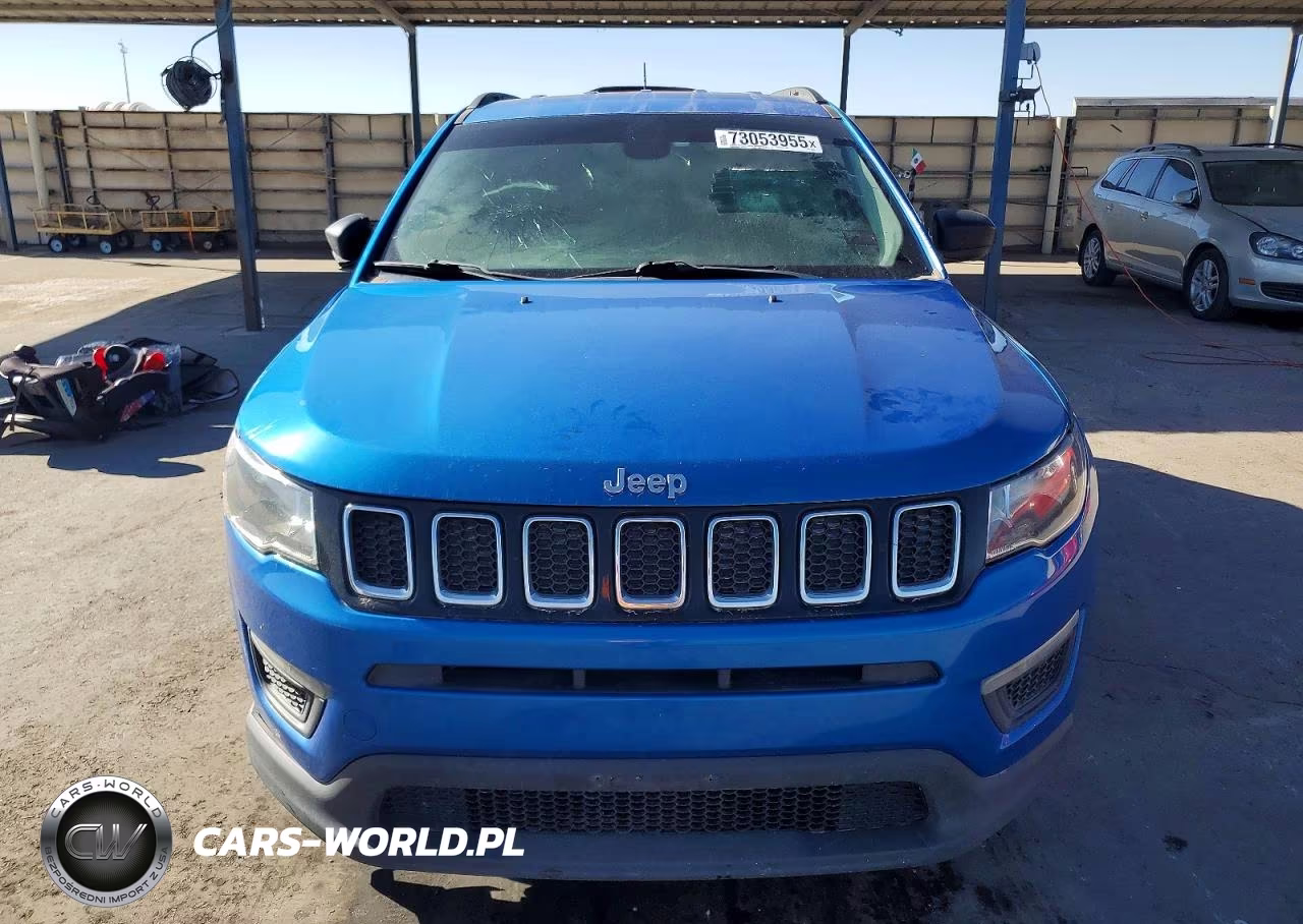 2018 Jeep Compass Sport 4X4 VIN:3C4NJDAB0JT230281 - 5