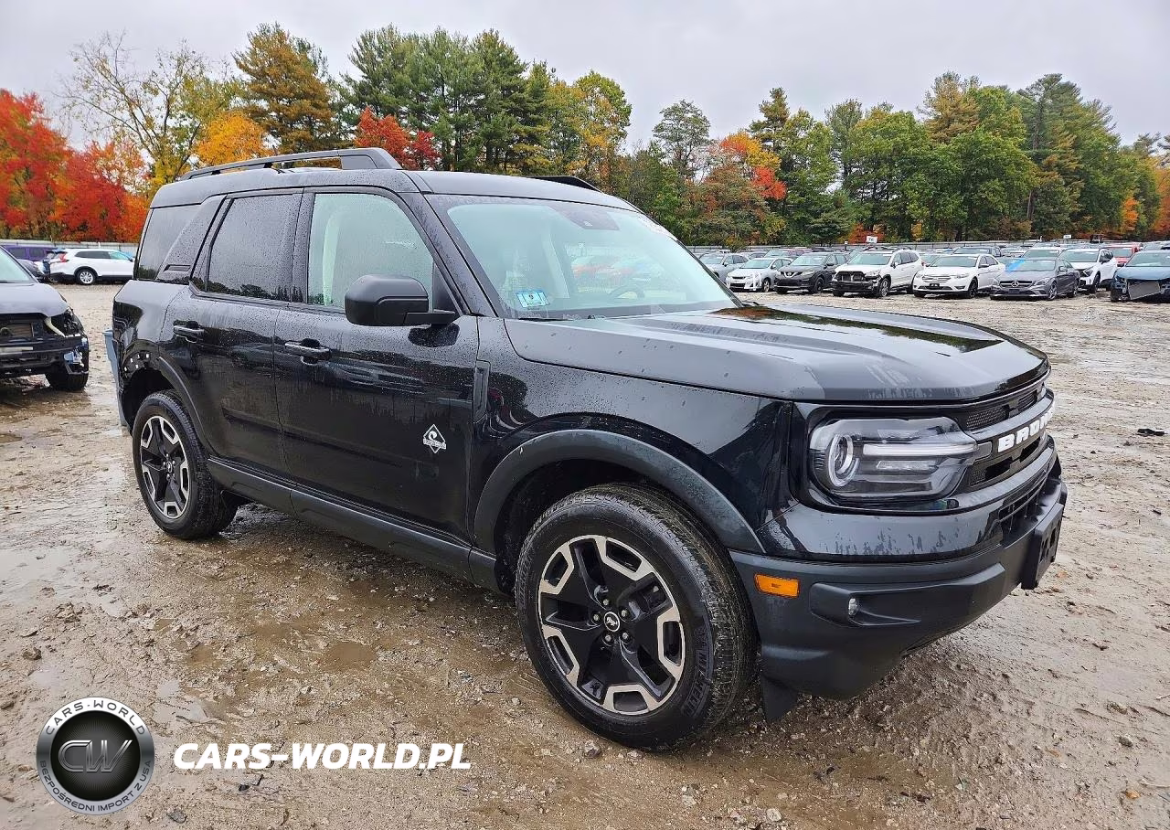 2021 Ford Bronco Sport Outer Banks VIN:3FMCR9C63MRA92066 - 4
