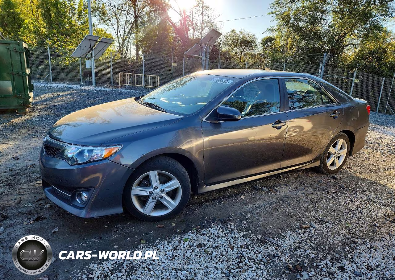 2013 Toyota Camry Se VIN:4T1BF1FK0DU658689 - 1