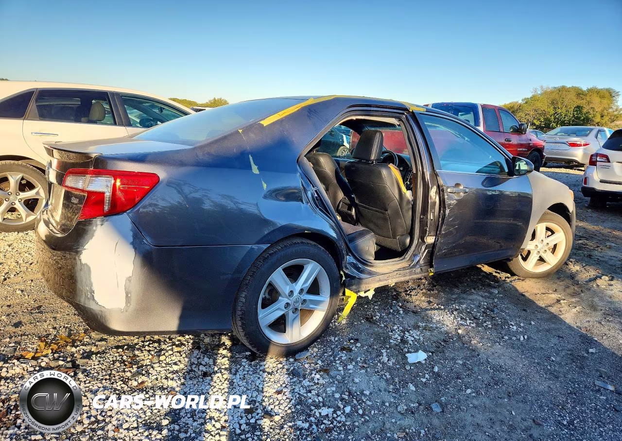 2013 Toyota Camry Se VIN:4T1BF1FK0DU658689 - 3