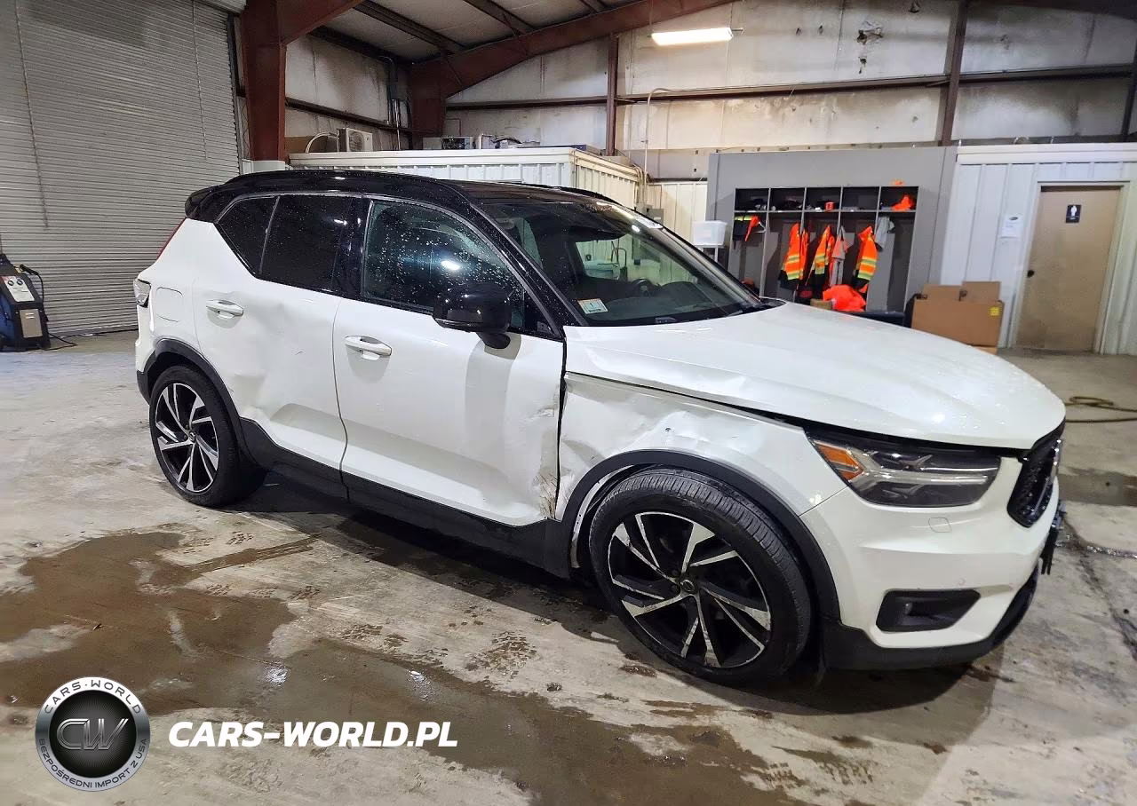 2021 Volvo Xc40 T5 R-Design VIN:YV4162UM3M2461289 - 4