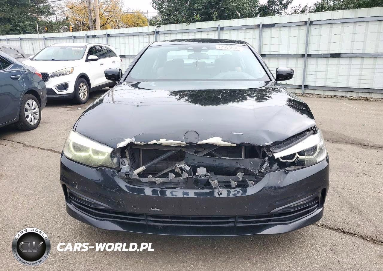 2020 BMW 530 Xi VIN:WBAJR7C03LWW79632 - 5