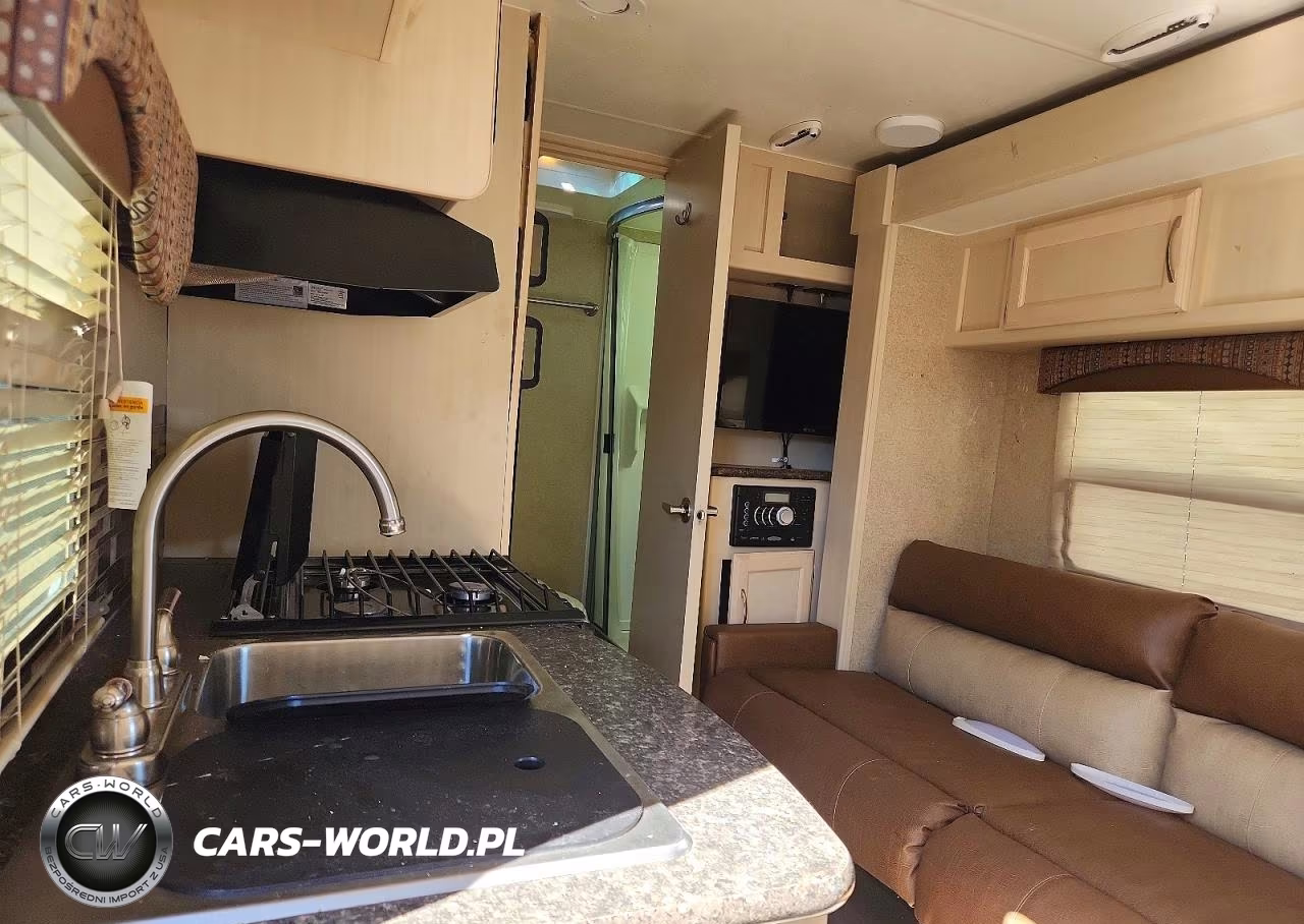 2017 Winnebago 2106Fbs Camper VIN:54CTM2J27H3031091 - 6