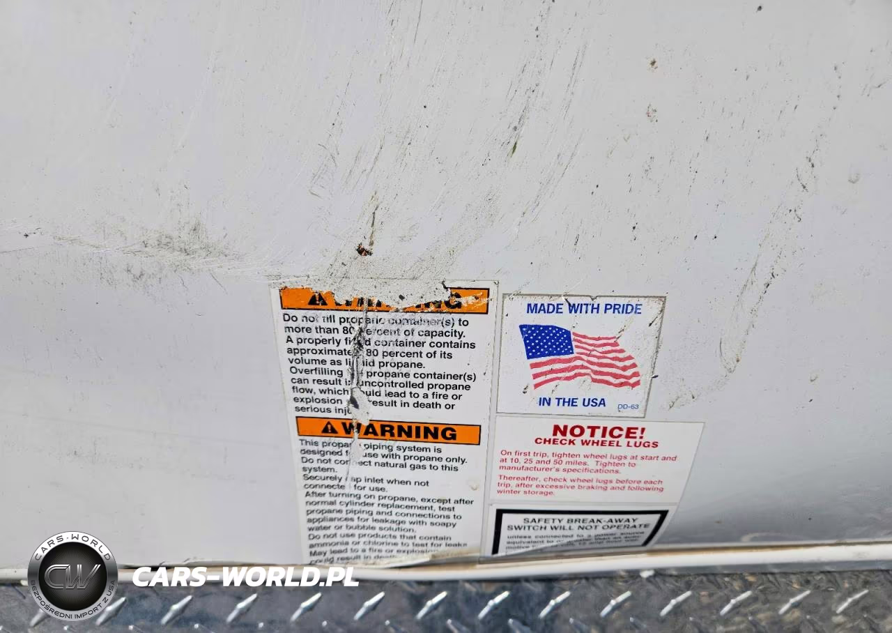 2017 Winnebago 2106Fbs Camper VIN:54CTM2J27H3031091 - 8