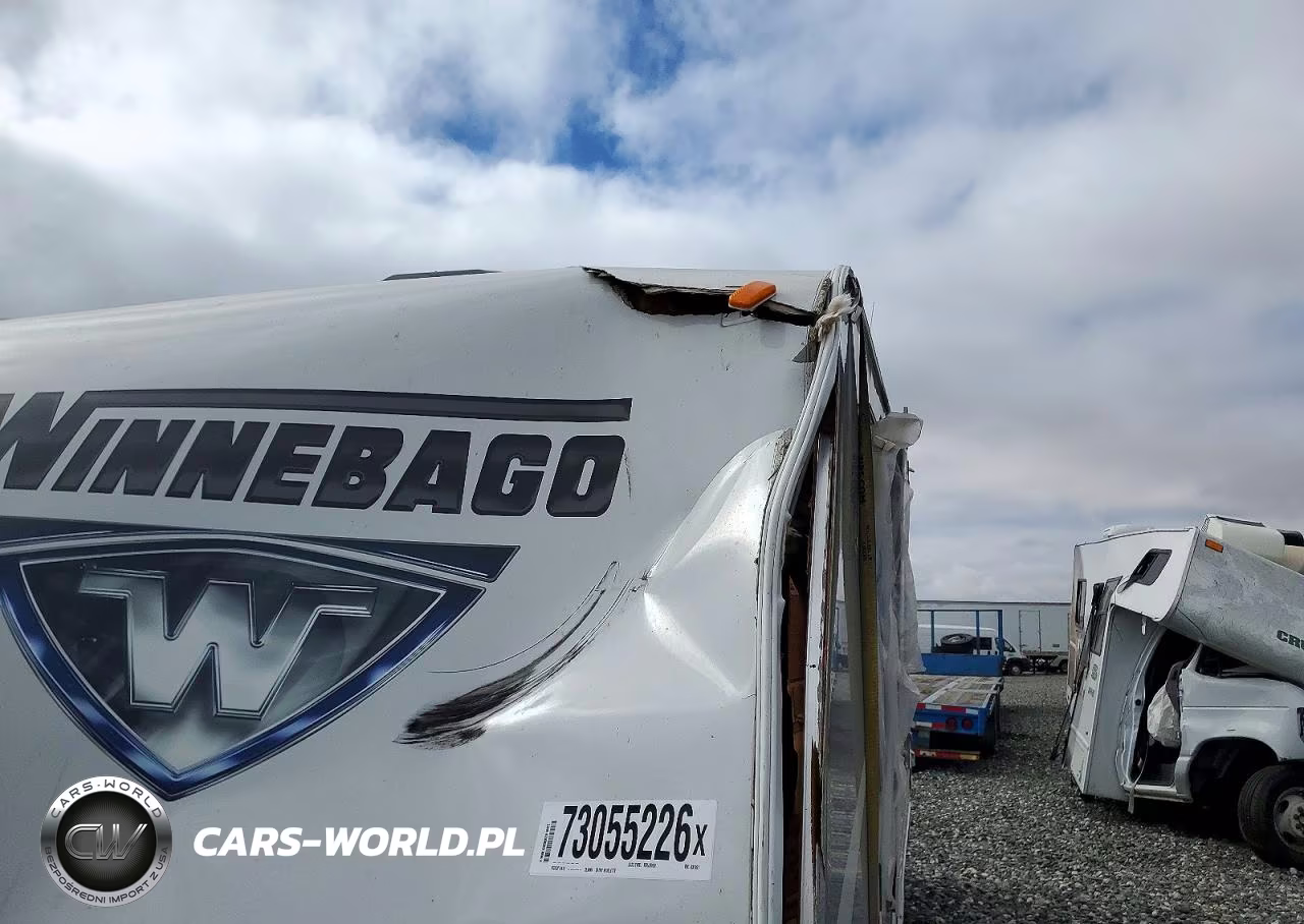 2017 Winnebago 2106Fbs Camper VIN:54CTM2J27H3031091 - 9