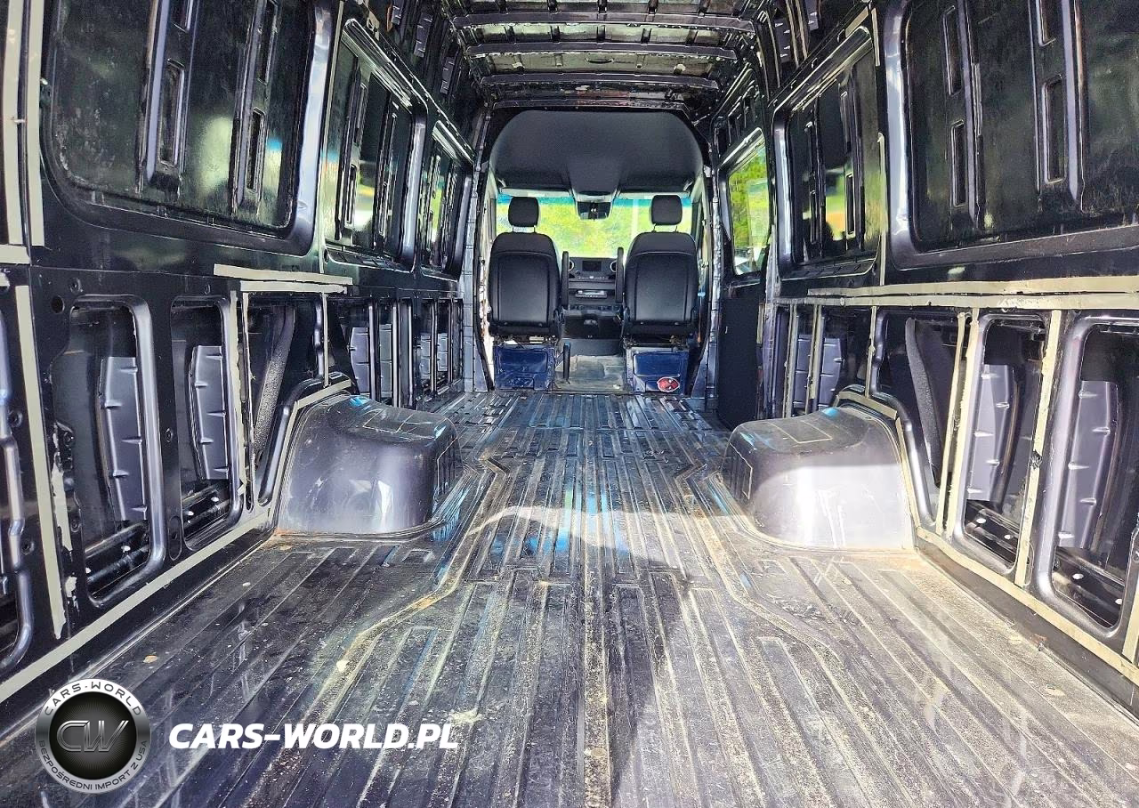 2020 Mercedes-Benz Sprinter 4500 Delivery Van VIN:W1W9ED3Y8LT034650 - 10