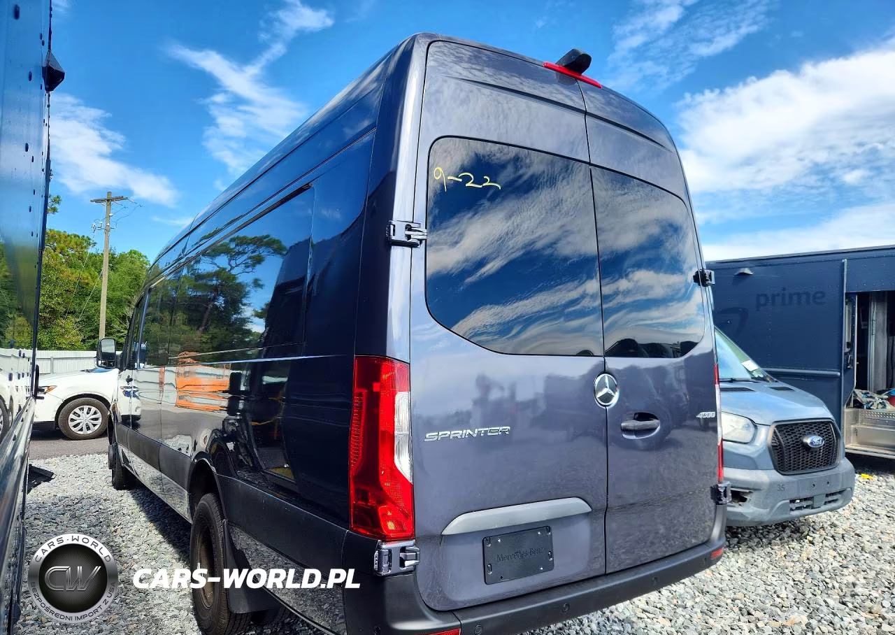 2020 Mercedes-Benz Sprinter 4500 Delivery Van VIN:W1W9ED3Y8LT034650 - 2