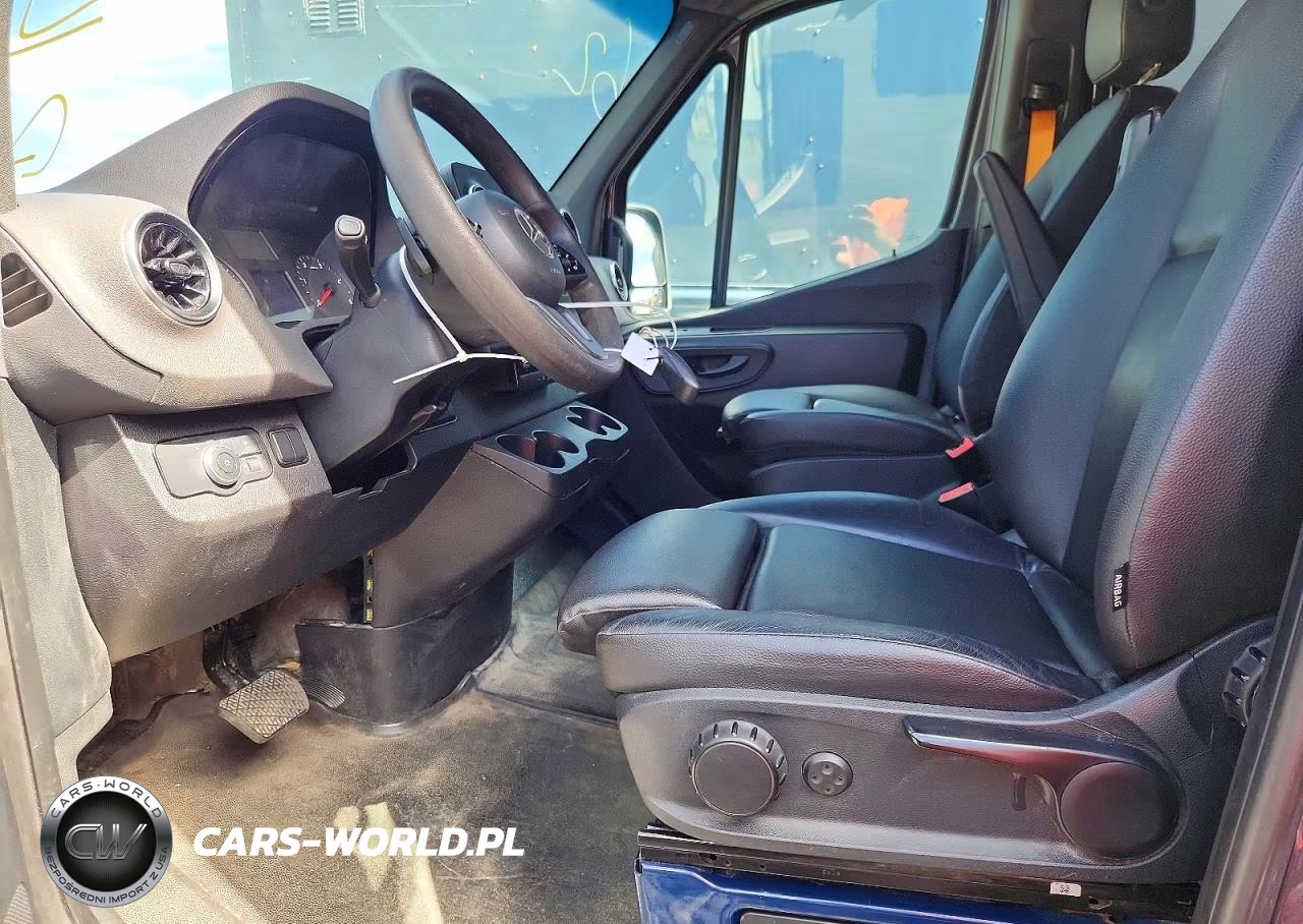 2020 Mercedes-Benz Sprinter 4500 Delivery Van VIN:W1W9ED3Y8LT034650 - 7