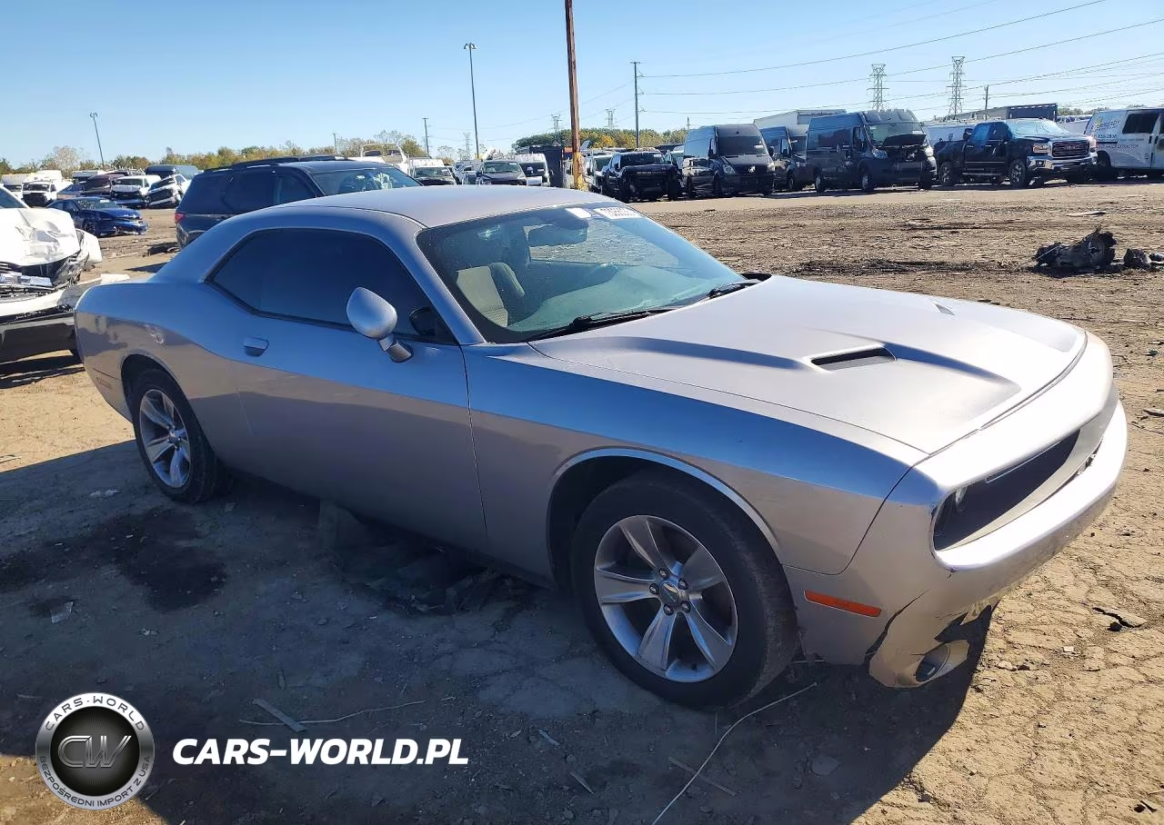 2016 Dodge Challenger Sxt VIN:2C3CDZAGXGH290100 - 4