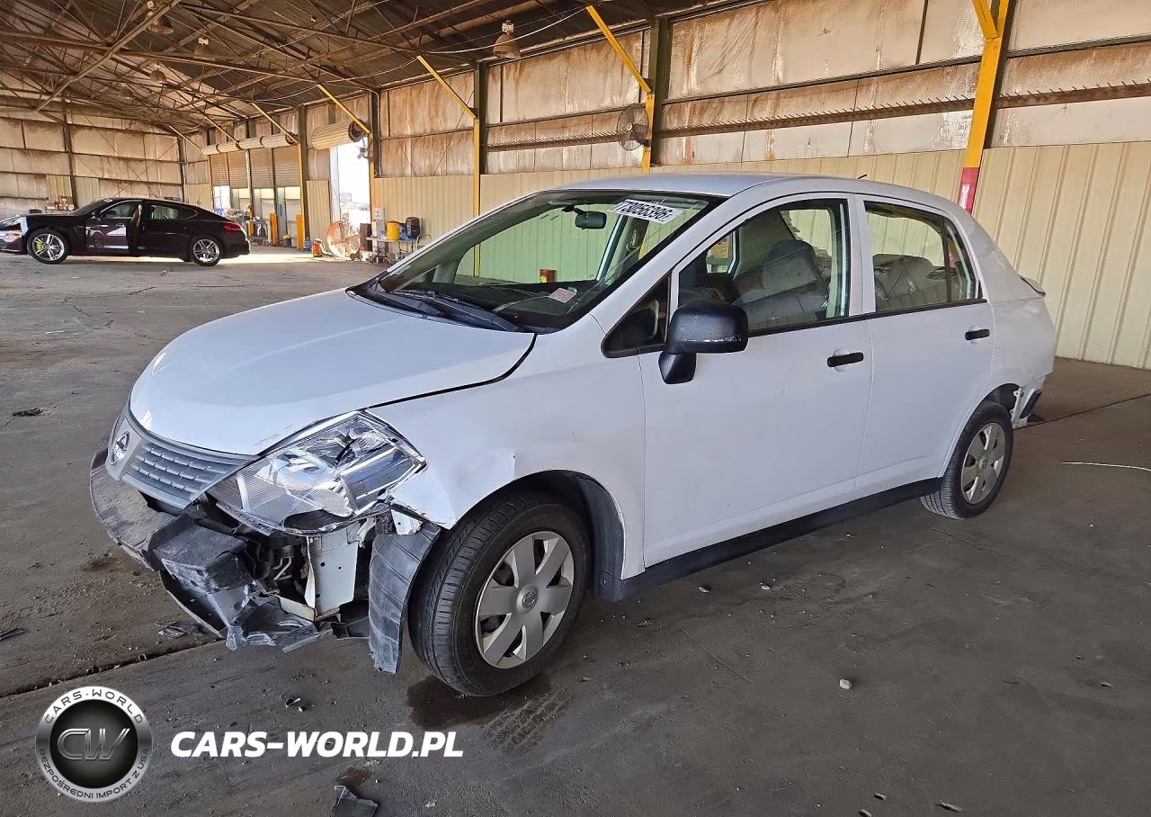 2011 Nissan Versa 1.6 Base VIN:3N1CC1AP8BL392014 - 1